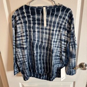 Lululemon Back in Action Long Sleeve Tie-Dye Size 4 NWT